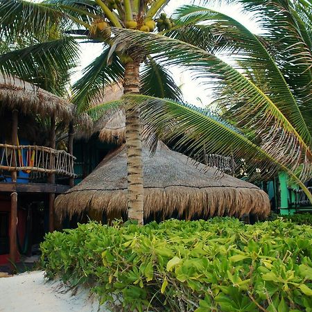 Cabanas La Luna Hotel Тулум Екстериор снимка