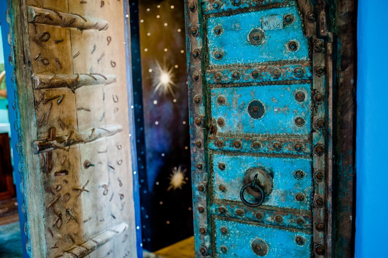Cabanas La Luna Hotel Тулум Екстериор снимка