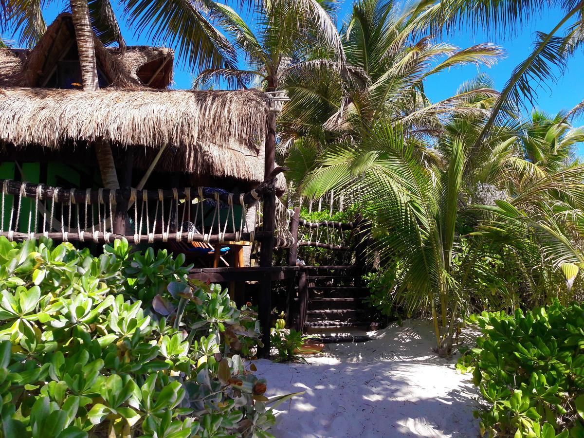 Cabanas La Luna Hotel Тулум Екстериор снимка